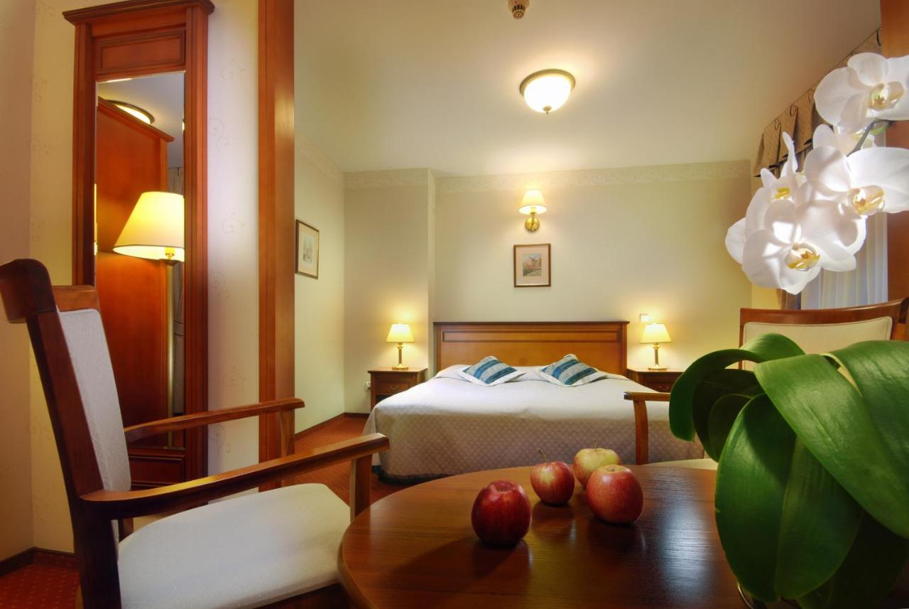 Hotel Basztowy Сандомир Экстерьер фото