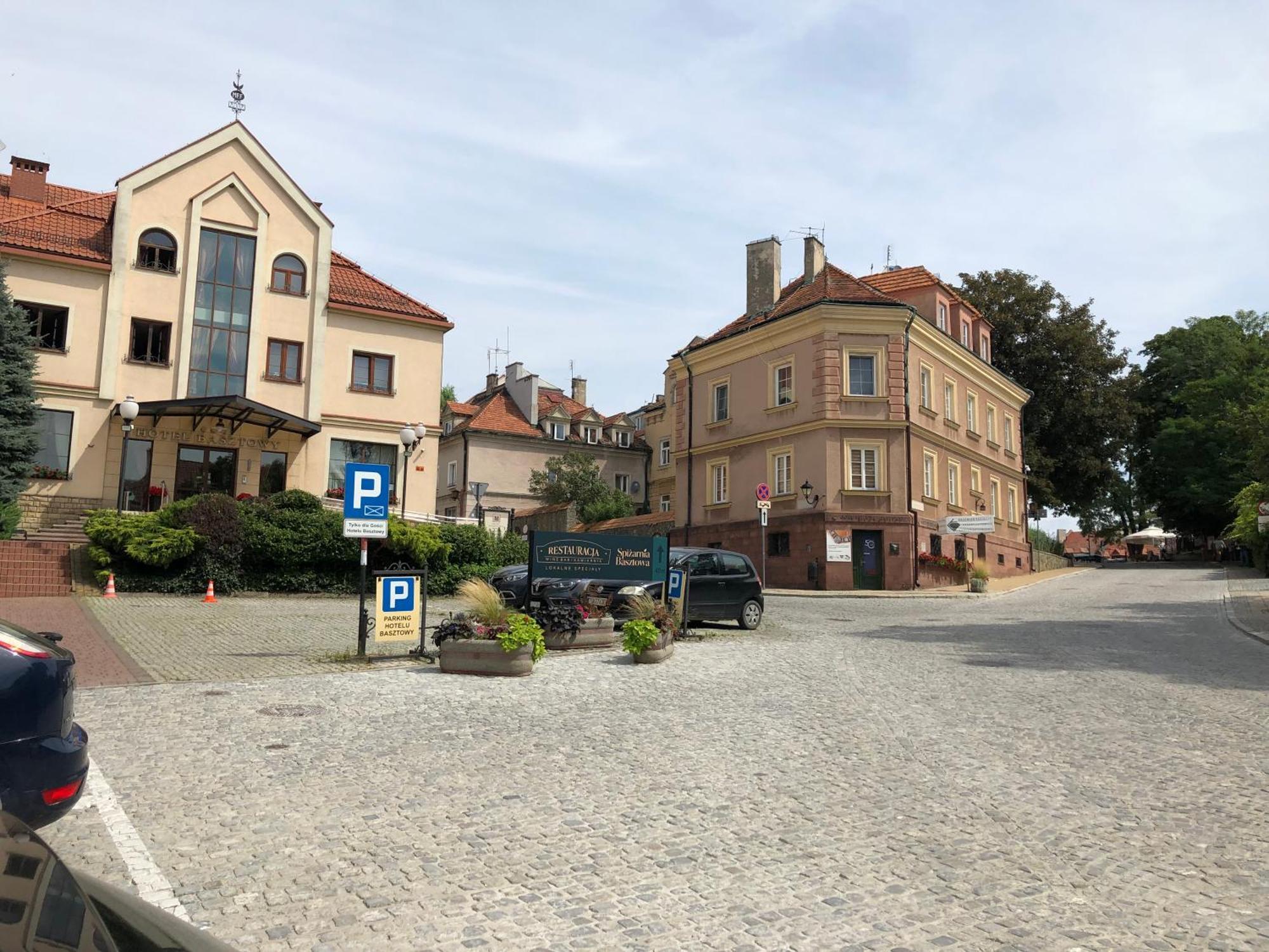 Hotel Basztowy Сандомир Экстерьер фото